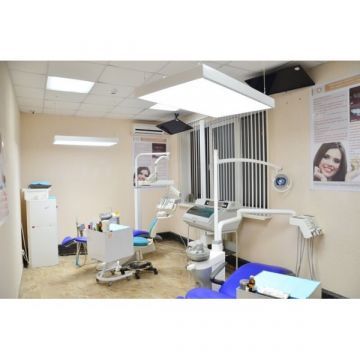 ДентЛайт Эко - бестеневой LED светильник для клиники