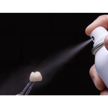 Глазурь-спрей для нанесения на полноанатомические реставрации IPS e.max CAD Crystall./Glaze Spray (270 мл)
