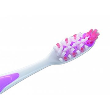 Щетка зубная с эффектом отбеливания Carebrush white